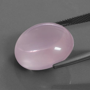 28.86克拉天然芙蓉石，椭圆形切割，透明