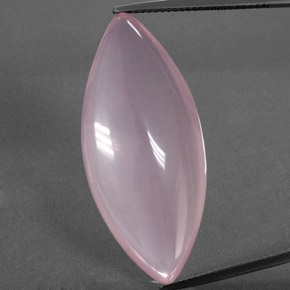 33.77克拉天然粉色粉晶，马眼形，35.5×15.7毫米，透明