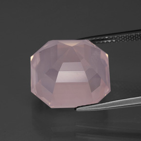 14.17克拉天然粉色粉晶，祖母绿式切割，14.3×14.1毫米，透明