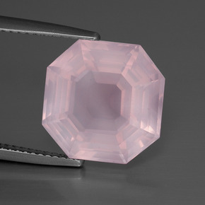 9.12克拉天然粉色粉晶，祖母绿式切割，13.1×13.1毫米，透明