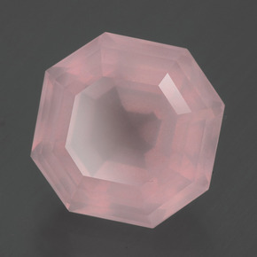 8.83克拉天然粉色粉晶，祖母绿式切割，12.7×12.6毫米，透明