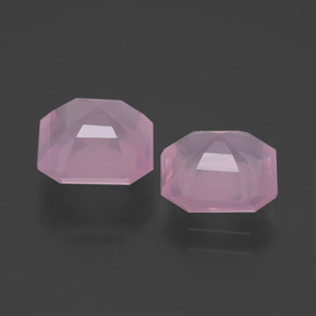 4.27天然粉色粉晶，祖母绿式切割，8.3×8.2毫米，透明