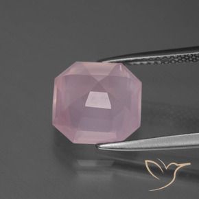 4.95克拉天然芙蓉石，八边形，透明