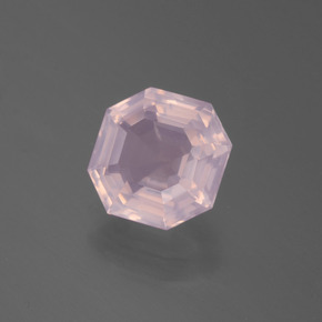 2.30克拉天然粉色粉晶，祖母绿式切割，8.4×8.3毫米，透明