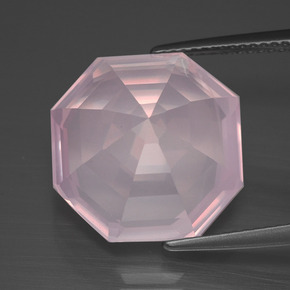 13.25克拉天然粉色粉晶，祖母绿式切割，15.2×14.8毫米，透明