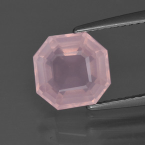 2.79克拉天然粉色粉晶，祖母绿式切割，8.6×8.5毫米，透明