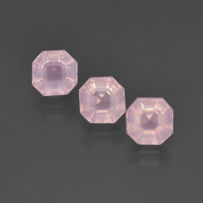 4.33天然粉色粉晶，祖母绿式切割，6.8×6.8毫米，透明