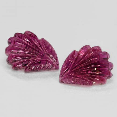 4.78天然红色红碧玺，花形切工，12×9.1毫米，半透明