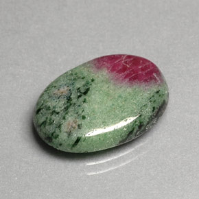11.08克拉天然多色红宝石黝帘石，椭圆形切割，18.7×13.6毫米，不透明