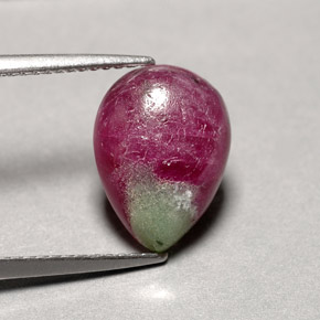 4.62克拉天然多色红宝石黝帘石，梨形，12.6×9.3毫米，不透明