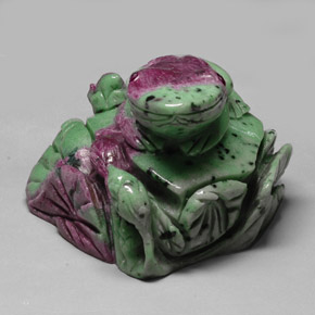 1503.85克拉天然红宝石黝帘石，异形，不透明