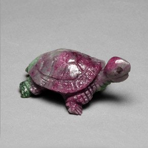 46.70克拉天然红宝石黝帘石，异形，不透明