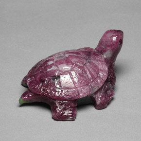 102.50克拉天然红宝石黝帘石，异形，不透明