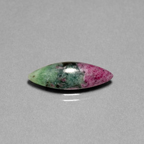 5.06克拉天然多色红宝石黝帘石，马眼形，19.5×7.5毫米，不透明