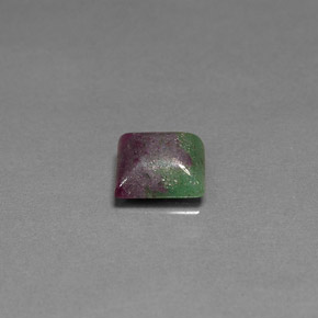 2.33克拉天然多色红宝石黝帘石，方形，7.8×7.6毫米，不透明