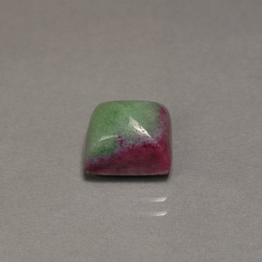 3.85克拉天然多色红宝石黝帘石，长方形切工，8.3×7.2毫米，不透明