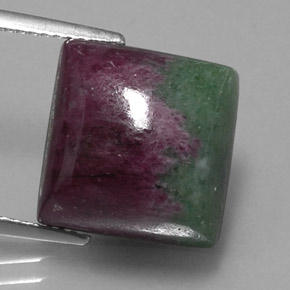 20.27克拉天然多色红宝石黝帘石，方形，13.2×12.8毫米，不透明