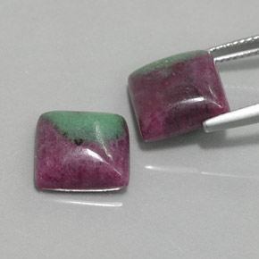 天然多色红宝石黝帘石，方形，11.3×11毫米，不透明