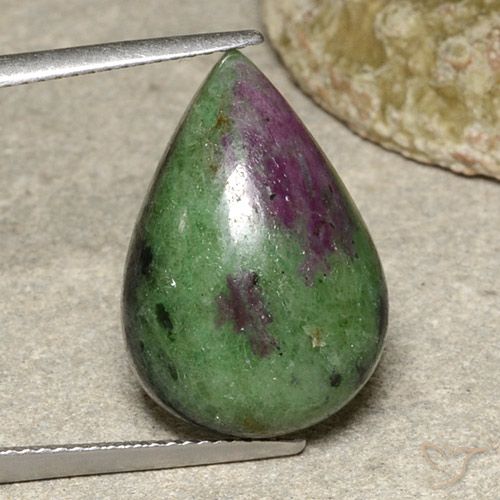 15.77ct 天然 彩色 红宝石黝帘石, 梨形, 不透明