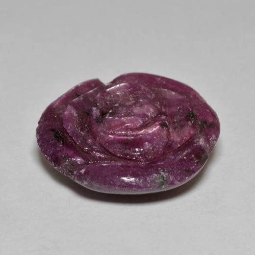 13.40克拉天然紫色红宝石黝帘石，花形切工，16.1×15.5毫米，不透明