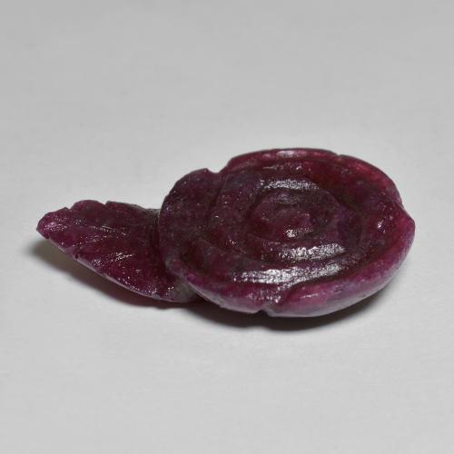 13.57克拉天然紫色红宝石黝帘石，花形切工，23.2×16.3毫米，不透明
