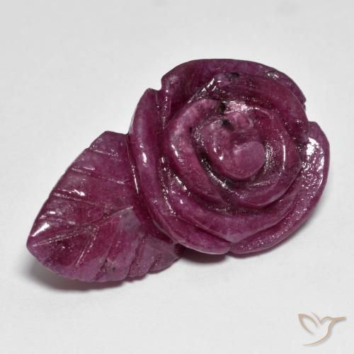 43.93ct 天然 彩色 红宝石黝帘石, 花形切割, 不透明