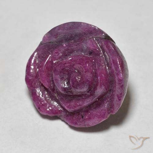 14.69克拉天然红宝石黝帘石，花形切割，不透明