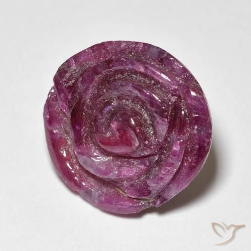 15.60克拉天然红宝石黝帘石，花形切割，不透明