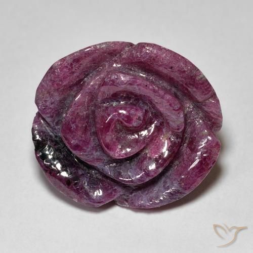 22.77ct 天然 中紫色 红宝石黝帘石, 花形切割, 不透明