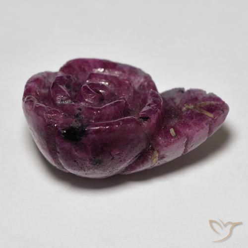 20.09克拉天然红宝石黝帘石，花形切割，不透明