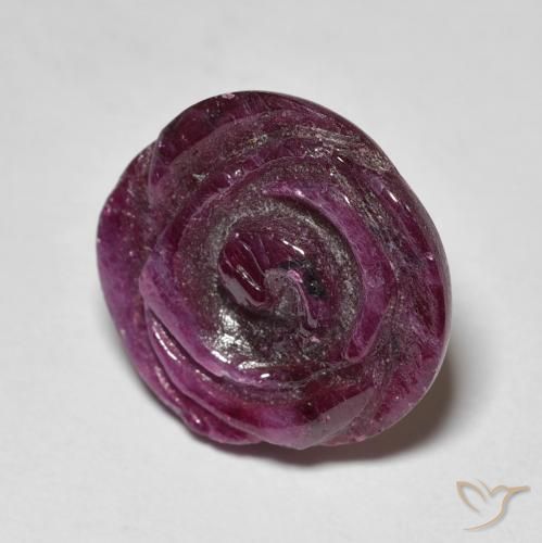 10.16克拉天然红宝石黝帘石，花形切割，不透明