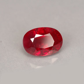 1.62克拉天然红色红宝石，椭圆形切割，7.5×5.3毫米，SI