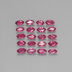 天然粉色红宝石，马眼形，3.6×2.1毫米，VS