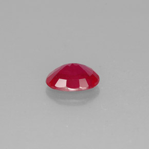 1.62克拉天然红色红宝石，椭圆形切割，8.1×6.2毫米，SI