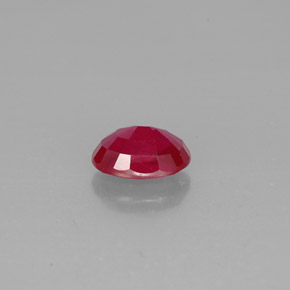 1.84克拉天然红色红宝石，椭圆形切割，8.1×5.9毫米，VS-SI