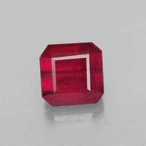 1.79克拉天然红色红宝石，祖母绿式切割，6×5.9毫米，SI