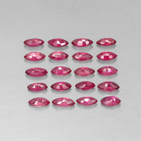 天然红色红宝石，马眼形，3.6×1.7毫米，VS-SI