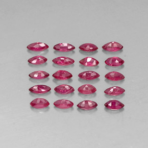 天然红色红宝石，马眼形，3.7×1.8毫米，VS-SI