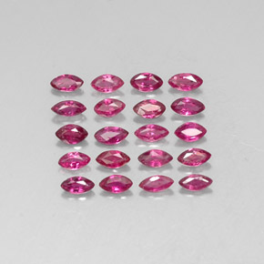 天然红色红宝石，马眼形，3.8×1.9毫米，VS-SI