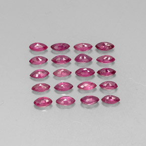 天然红色红宝石，马眼形，3.6×1.8毫米，VS-SI