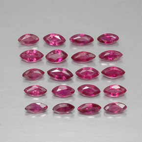 天然红色红宝石，马眼形，3.9×1.8毫米，VS-SI