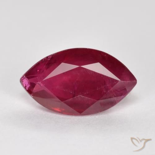 1.02ct 天然 深红色 红宝石, 榄尖形, SI