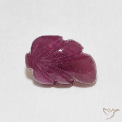 1.76克拉天然红宝石，花式切割，不透明
