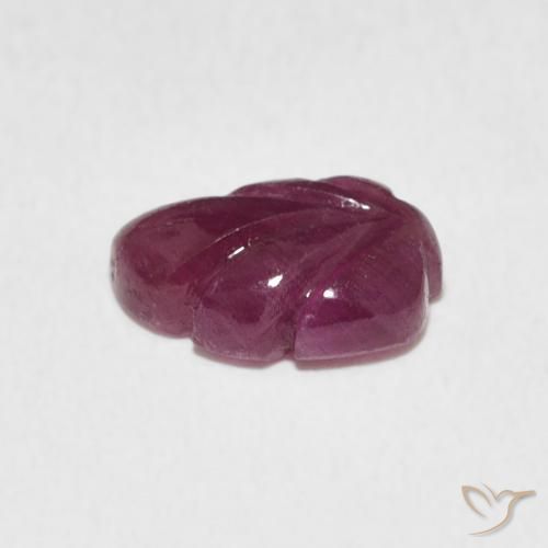 1.76克拉天然红宝石，花式切割，不透明