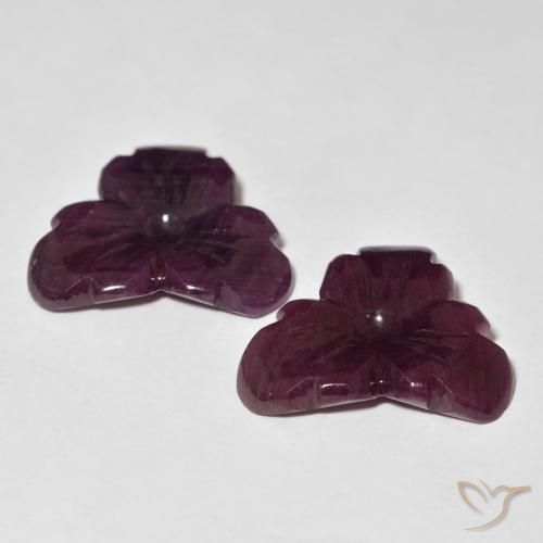 19.71克拉天然红宝石，花形切割，不透明