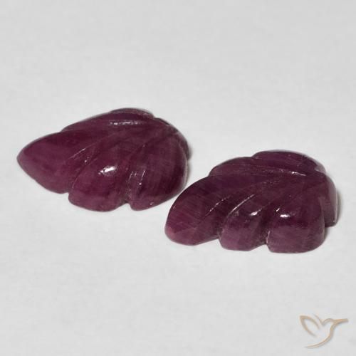 4.36克拉天然红宝石，花式切割，不透明