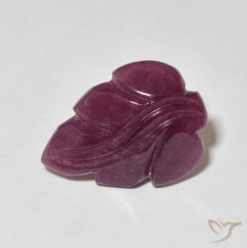 4.64克拉天然红宝石，花式切割，不透明