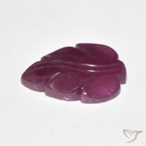 4.38克拉天然红宝石，花式切割，不透明