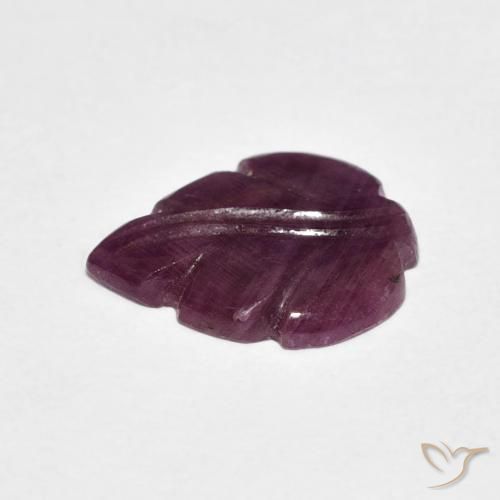 2.63克拉天然红宝石，花式切割，不透明