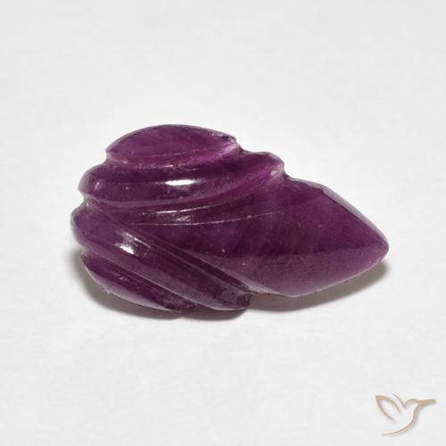 3.83克拉天然红宝石，花式切割，不透明